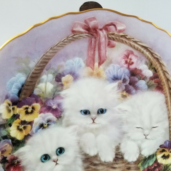 Bradford Exchange Basket of Love Collector Plate - Picture 4 of 6